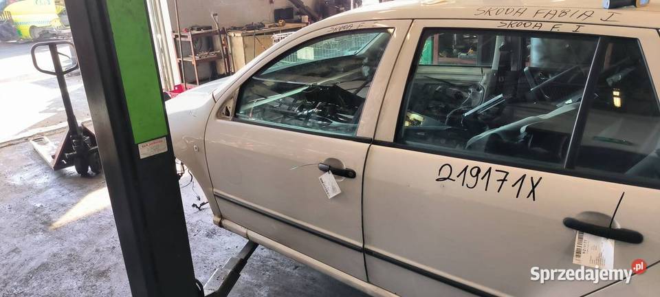 DRZWI LEWE PRZÓD SKODA FABIA I Lipno