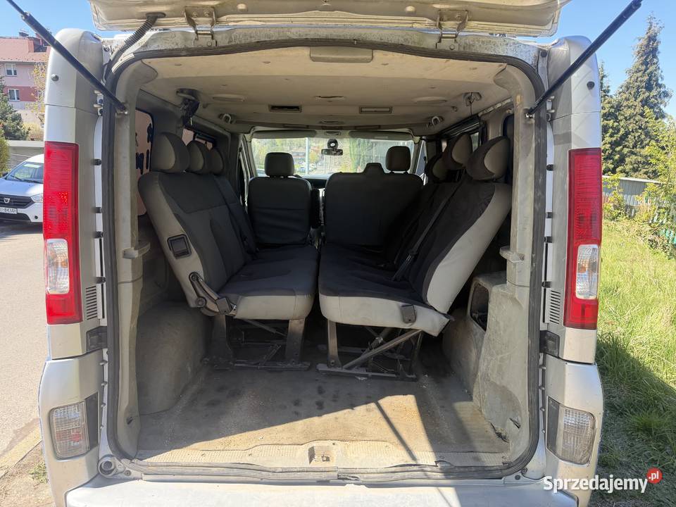 Renault Trafic Pessanger 8 osobowy uszkodzony Częstochowa