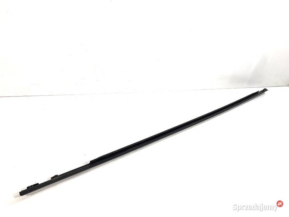 LISTWA ZGARNIAJĄCA PRZÓD PRAWY MAZDA CX7 Listwy