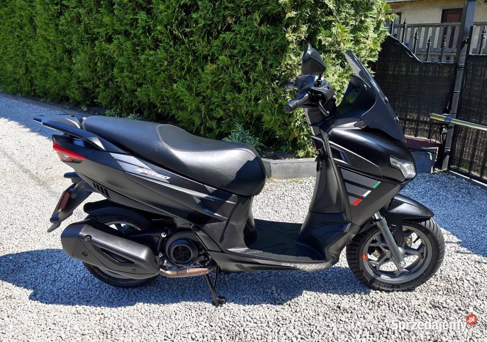 Skuter Aprilia SXR 50cc 2023r 4700 FULL LED łódzkie Łask