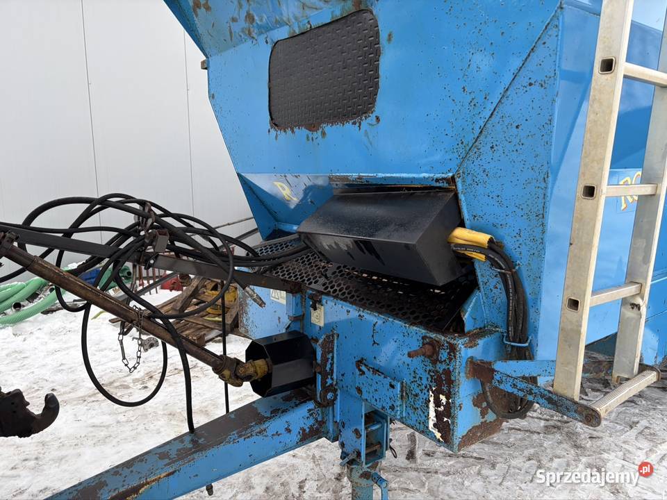 Rozrzutnik obornika Rock 8 ton pionowe walce sprzedam