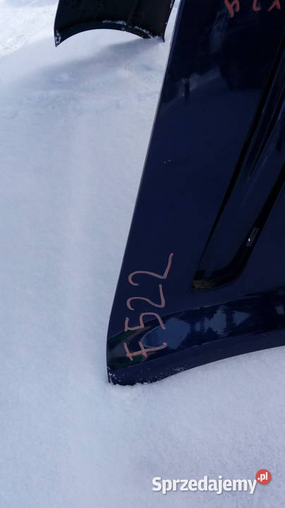 Zderzak tył VW Passat B 5 kod F522 sprzedam