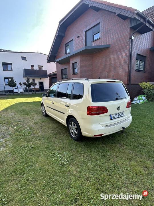 VW Touran 2014 DSG 7 Osobowy Woźniki