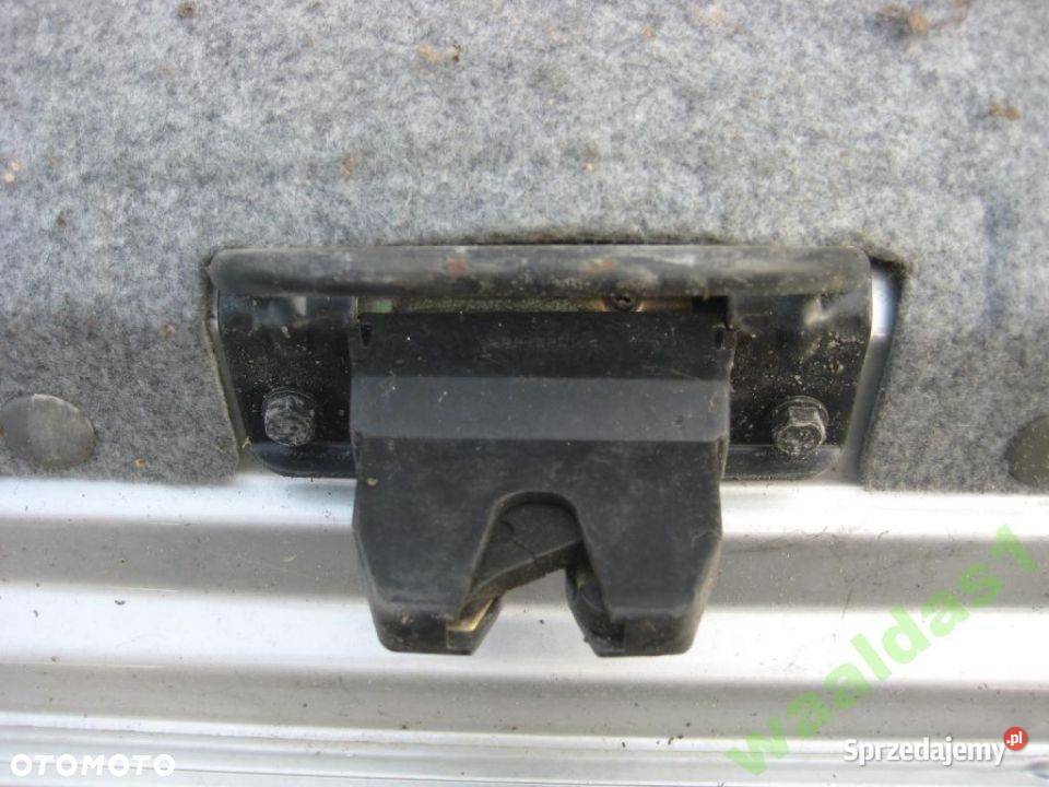 VOLVO C70 9805R ZAMEK KLAPY TYŁ