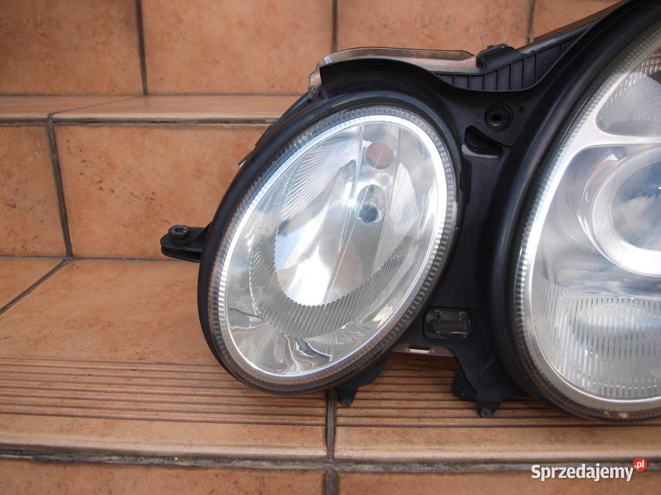 Mercedes E klasa W211 lampa lewa przód zwykła Kalisz