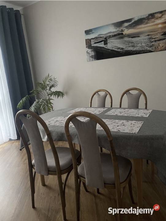 Stół i krzesła z lat 90 Poznań