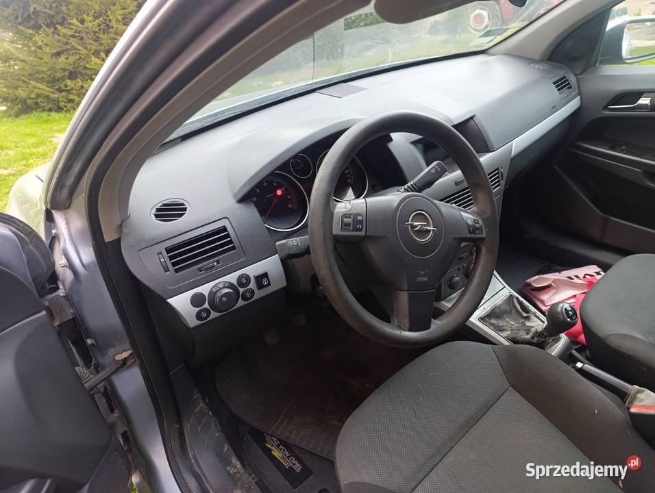 Opel Astra 16 LPG Koszyce