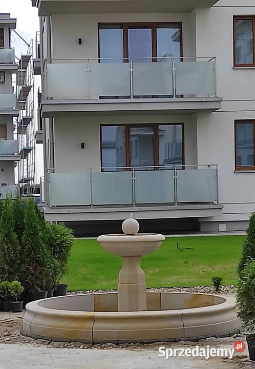 Stylowa fontanna z kamienia naturalny piaskowiec dolnośląskie Kamienna Góra