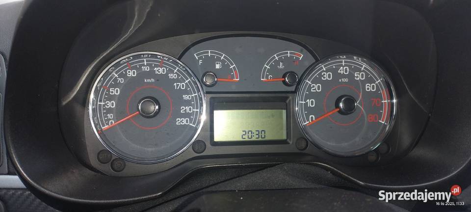 Fiat grandę Punto 14 2008 Rok produkcji 2008 małopolskie sprzedam