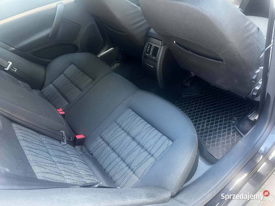 Skoda octavia 19 TDI 105 salon polska reflektory ksenonowe