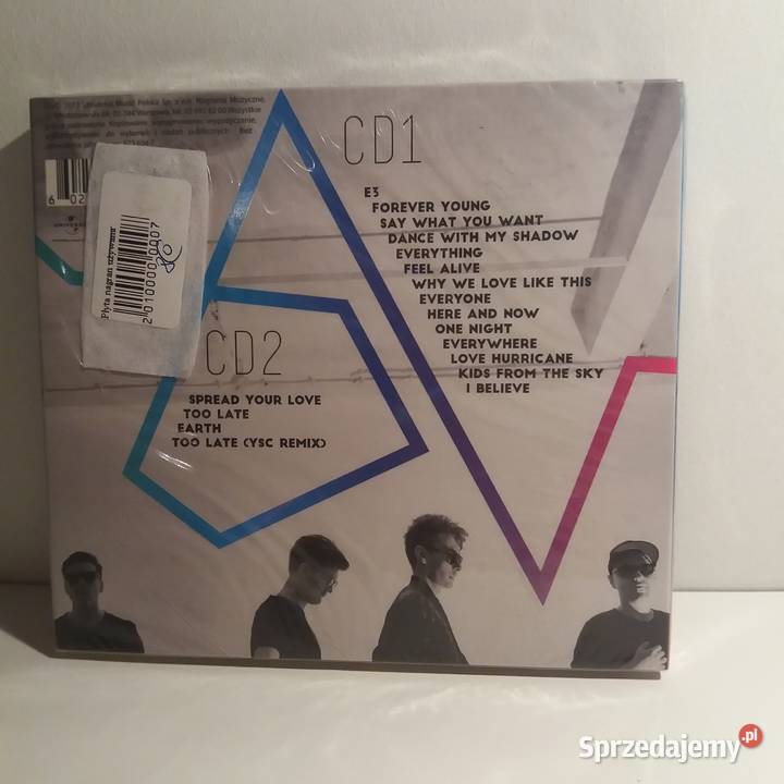 Young Stadium Club Everything Everyone Warta