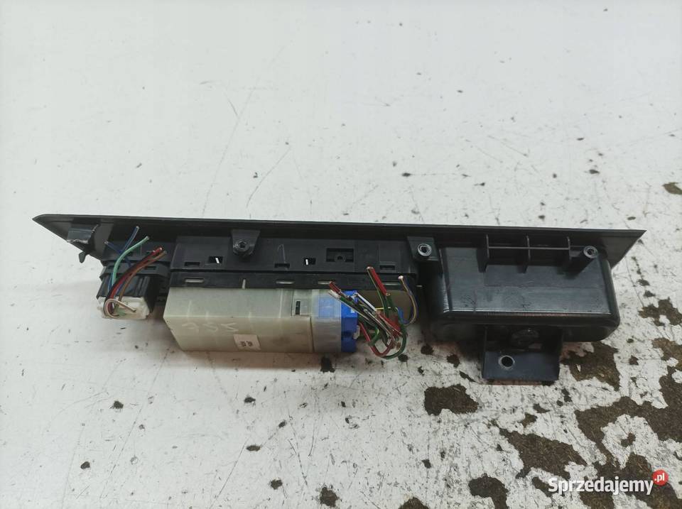 PRZEŁĄCZNIK SZYB Suzuki Swift IV 20042010 Panele sterowania, przełączniki sprzedam