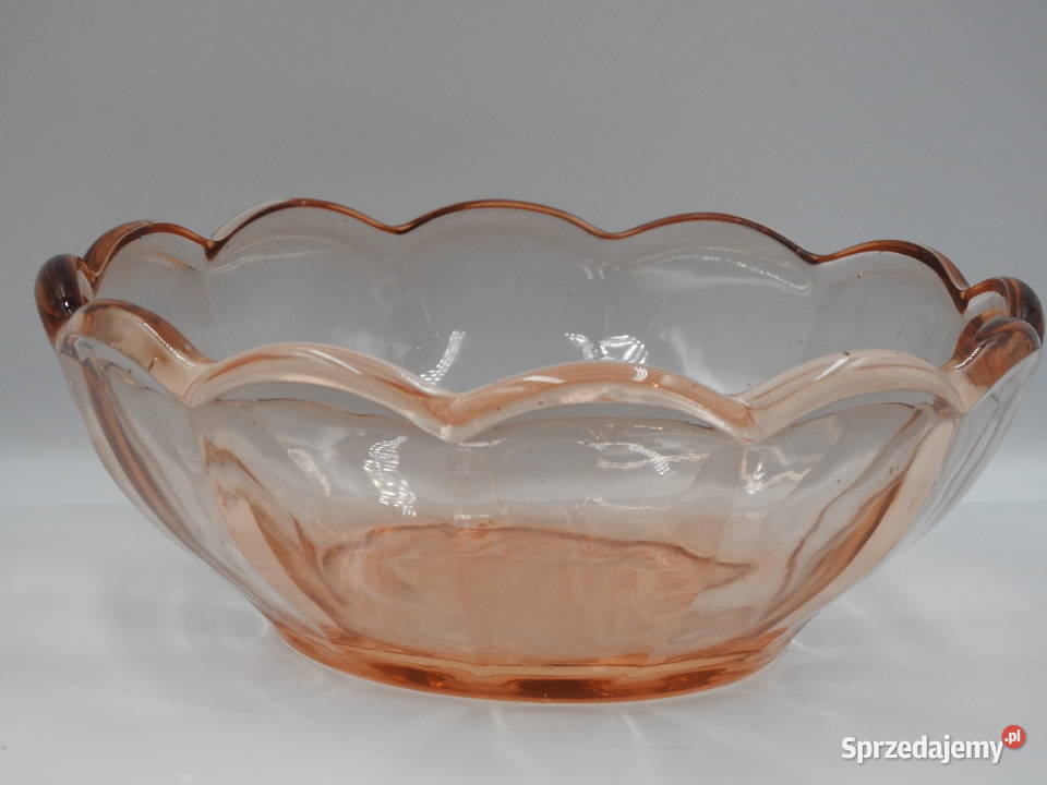 Szklana misapatera z różowegołososiowego szkła Porcelana i szkło Inowrocław sprzedam