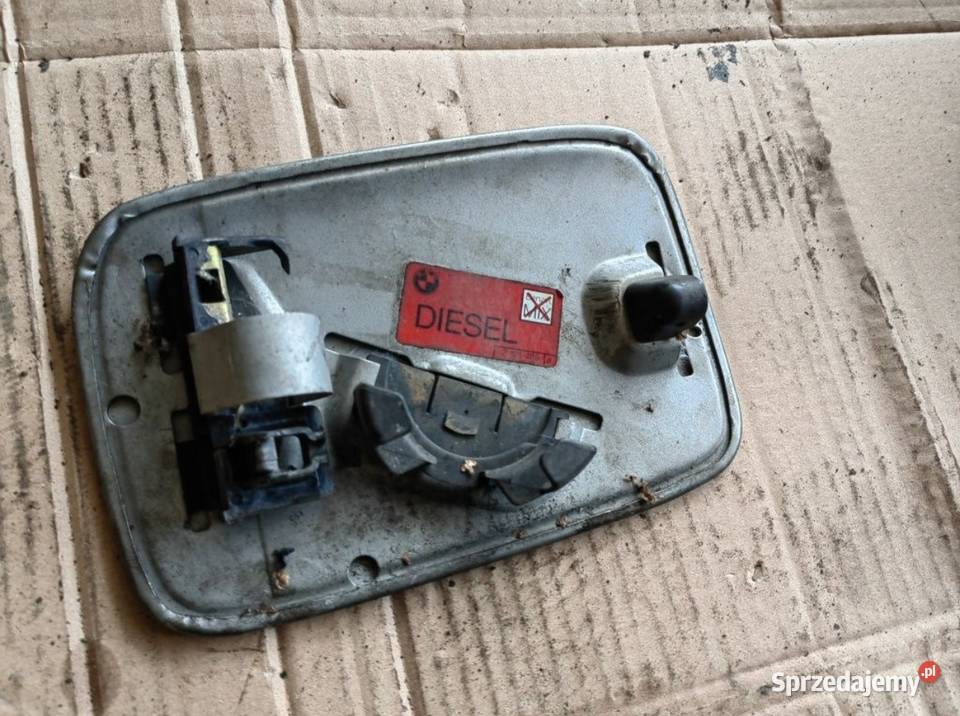 Klapka wlewu paliwa BMW E38 Arktissilbermetallic osobowe