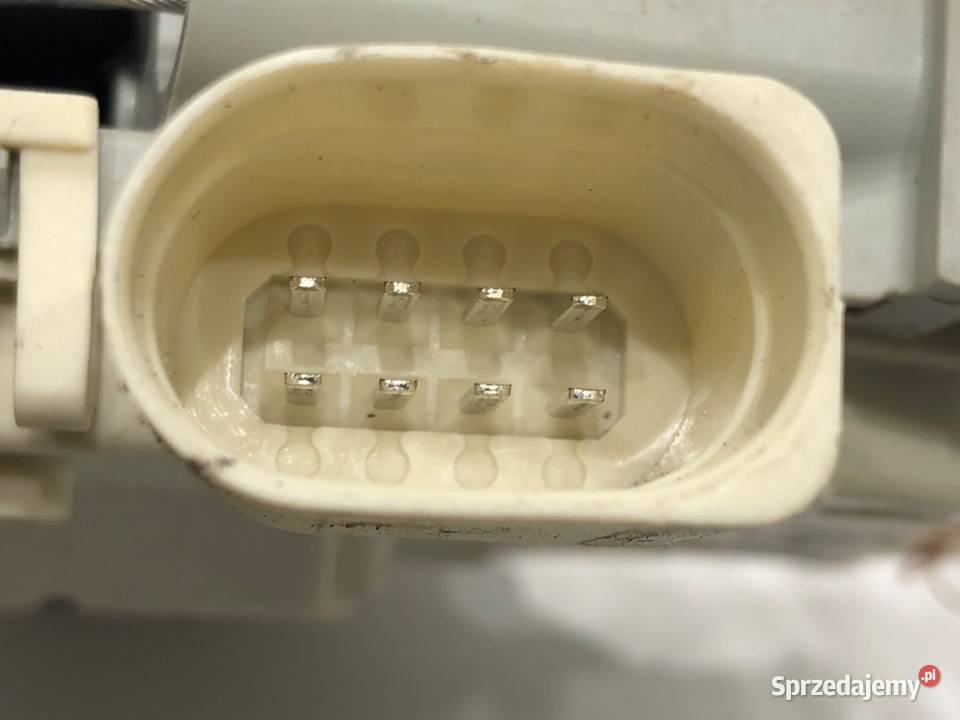 ZAMEK DRZWI LEWY TYŁ AUDI A4 B9 Kombi 4G0839015F