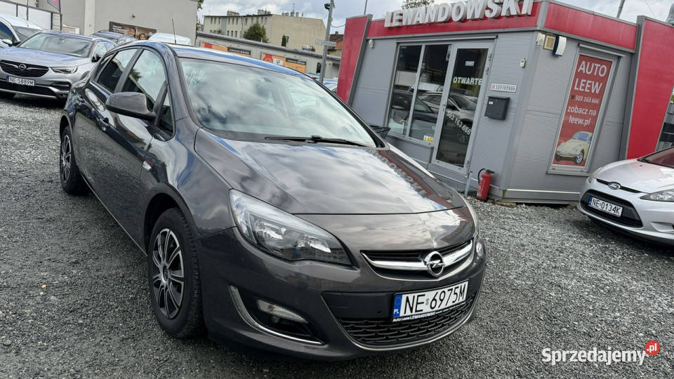 Opel Astra Benzyna Moc 140 Zarejestrowany centralny zamek Astra Elbląg