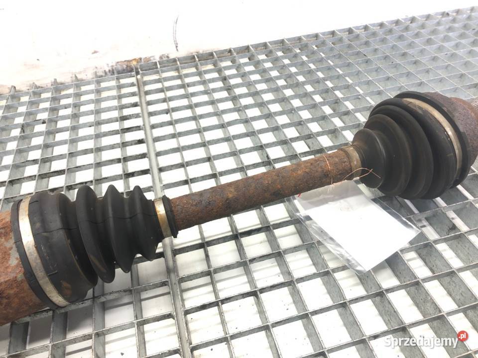 PÓŁOŚ PRAWY PRZÓD VOLVO V50 20 136 0312 PRZEGUB osobowe