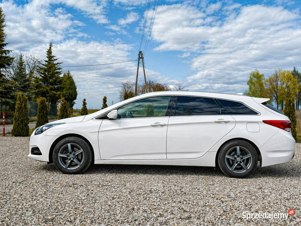 Hyundai i40 Sadlno