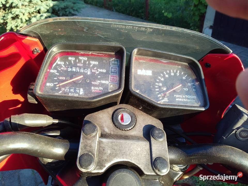 MZ sxson spolcstar czerwony kujawsko-pomorskie Brześć Kujawski