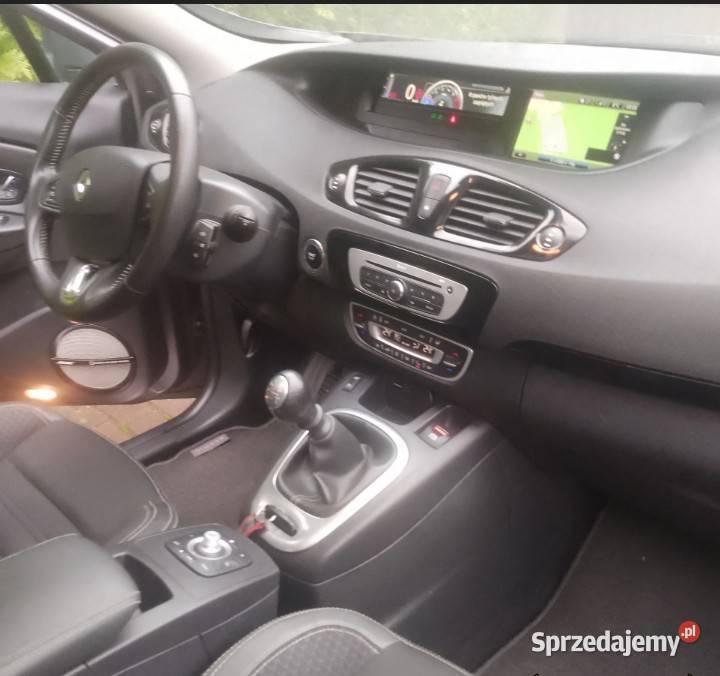 Kamera i czujniki parkowaniaklimanavi system Start-Stop Grand Scenic