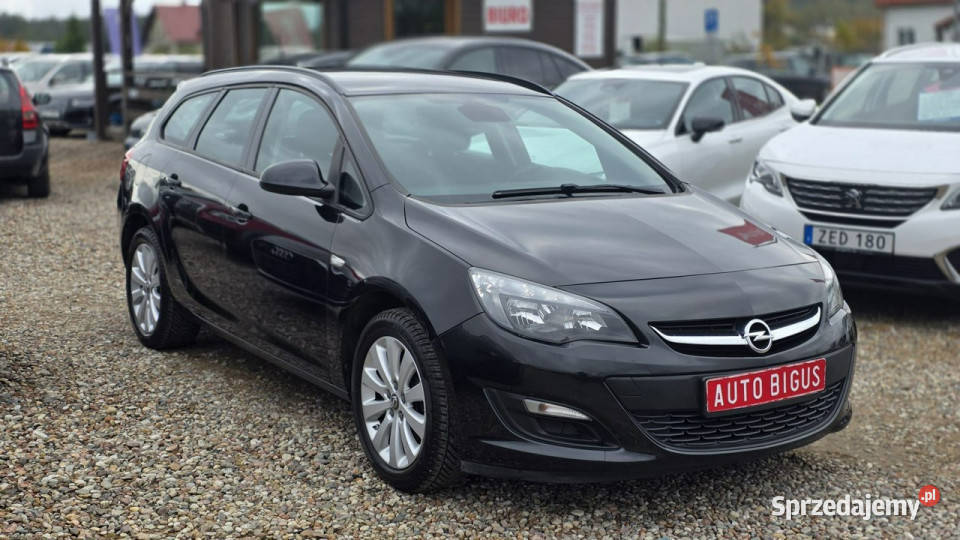 Opel Astra Mały Przebieg zarejestrowana super Lębork