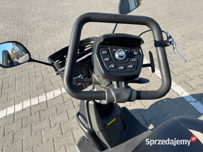 Nowoczesny pojazd starszych elektrExel Galaxy II Warszawa