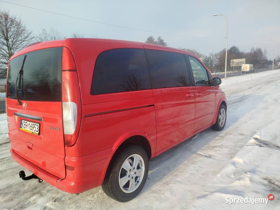 Mercedes Viano czerwony Mercedes-Benz Piekary