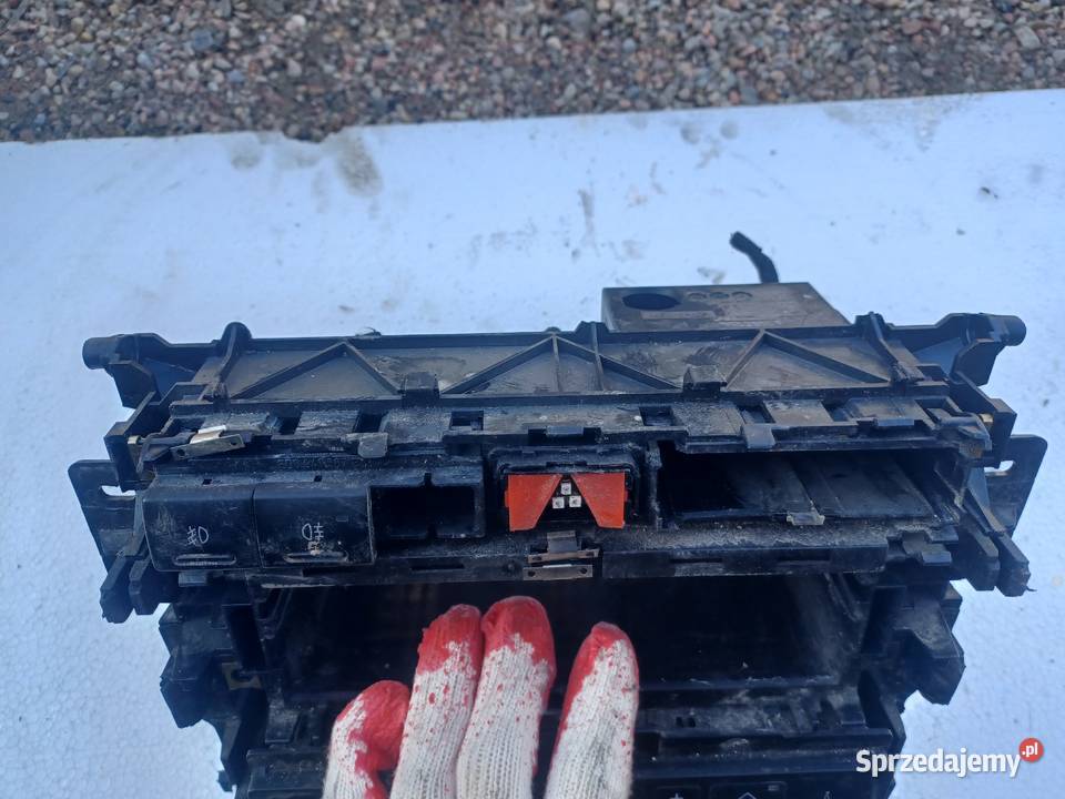 Panel Ramka Konsoli Radia Audi A4 B5 Lift osobowe Pogorzelec