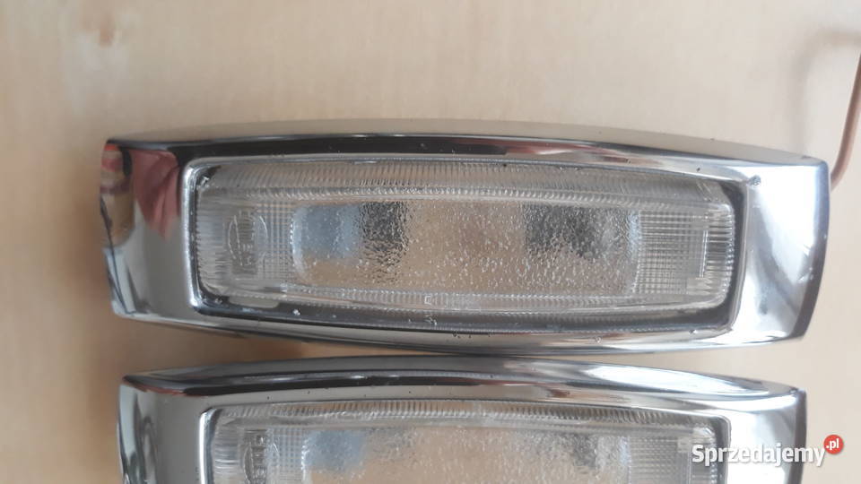 Lampka wewnętrzna kabiny dachu Mercedes W 108 W osobowe Bukownica