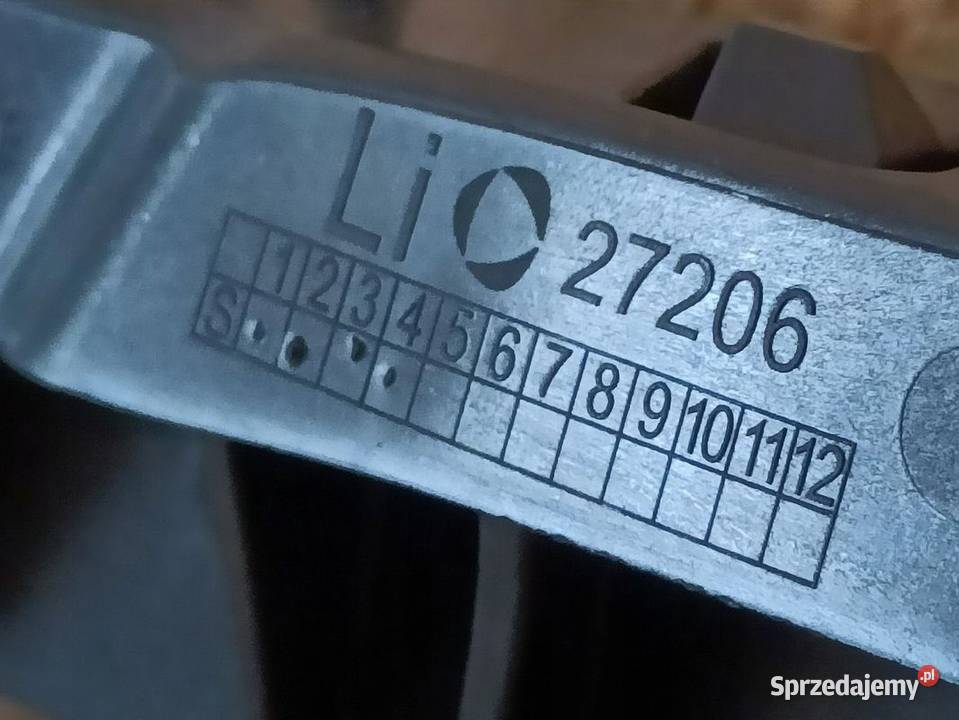 AUDI TT 16 ŚLIZG MOCOWANIE ZDERZAKA LEWY PRZÓD Pleszew