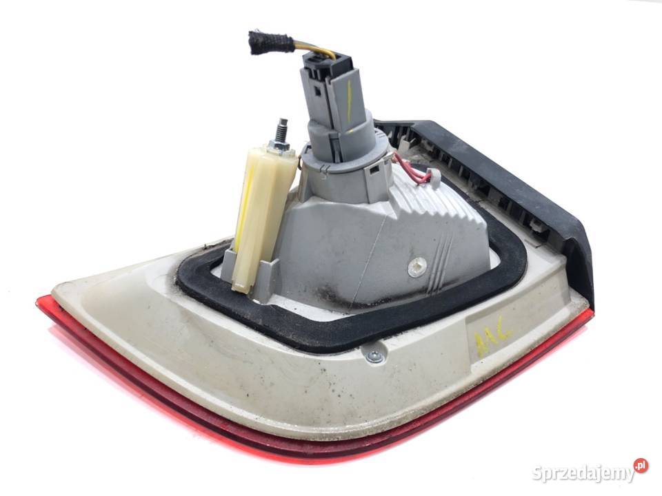 LAMPA TYŁ LEWA WEWNĘTRZNA BMW E71 SUV 0714 sprzedam