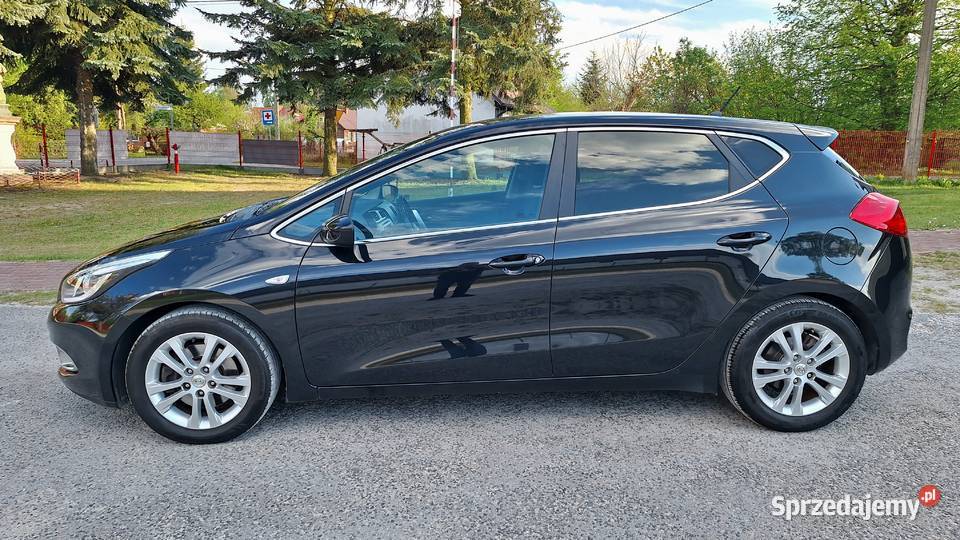 Kia Ceed 14 100 z Niemiec bezwypadek serwis benzyna Oksa