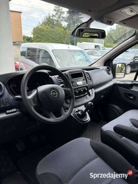 Opel Vivaro Long Tempomat Kamera Gwarancja III śląskie Tarnowskie Góry