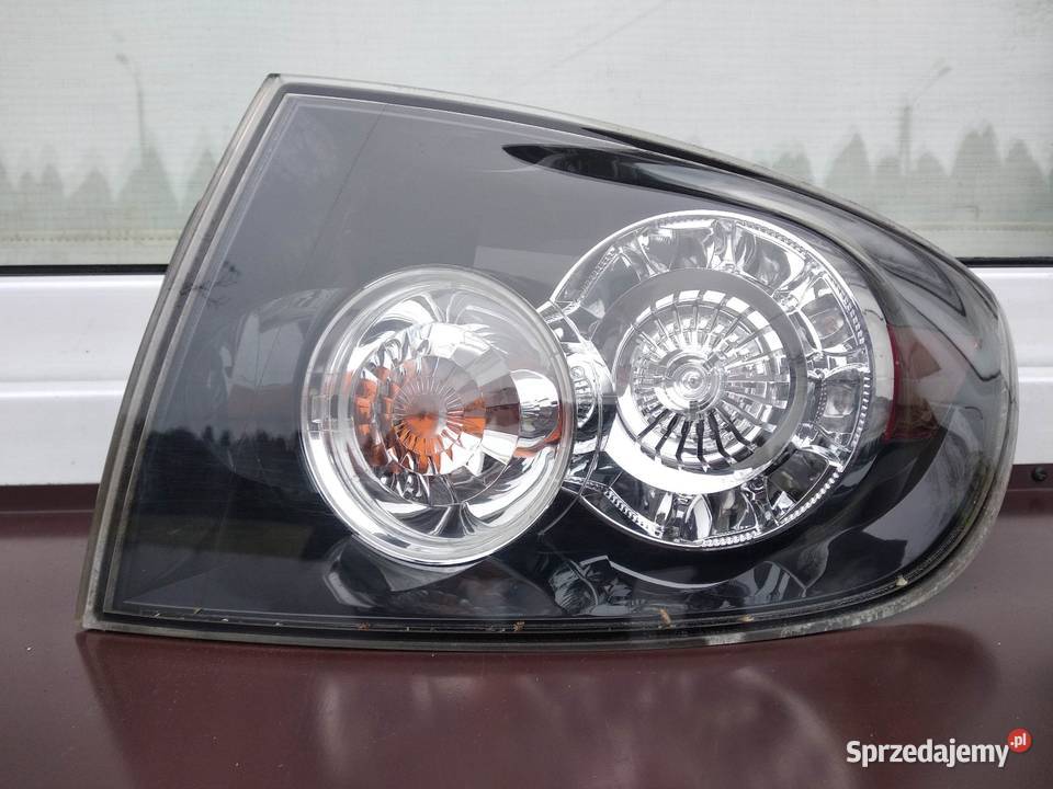 Mazda 3 BK sedan lampa tył tylna prawa narożna w Sieradz