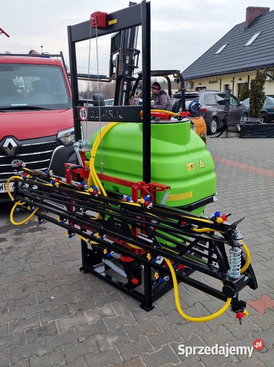 Opryskiwacz polowy 400 litrów lanca 12m SHOGU Zawieszane