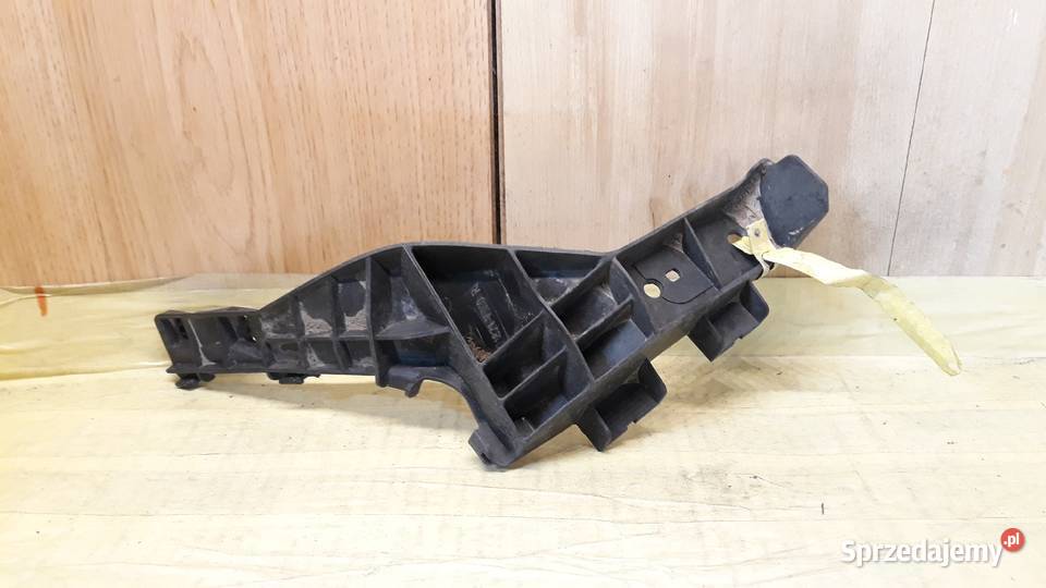 SUZUKI SWIFT MK6 0510 ŚLIZG PRAWY TYŁ 7182173K0 osobowe Międzychód