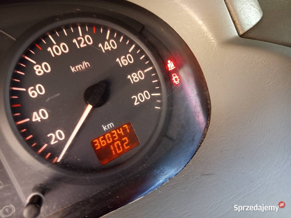 Nissan primastar Trafic 19dci 101KM