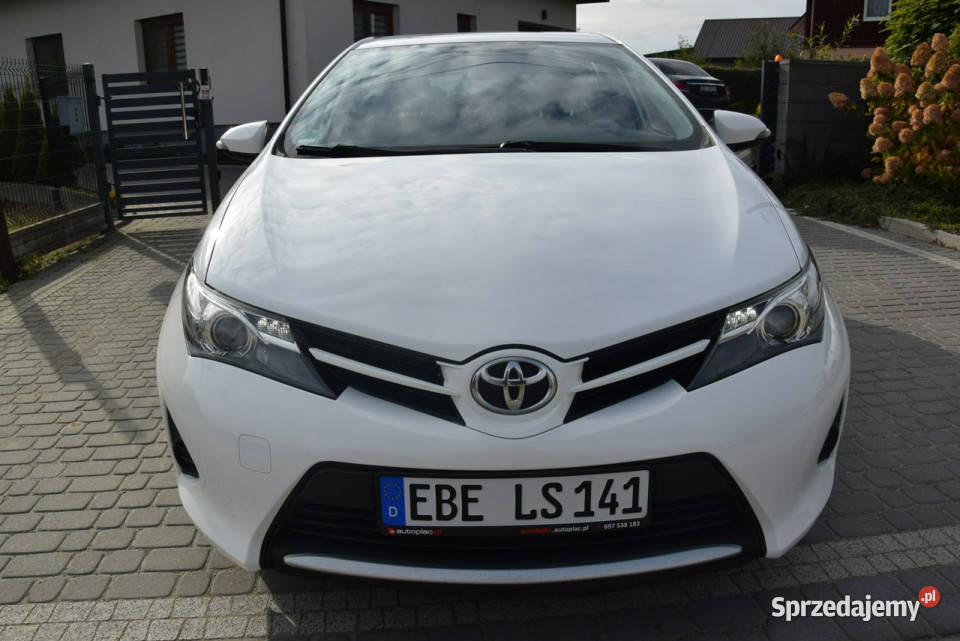 Toyota Auris 13B Klima 2015r Oryginał Lakier 2 Majdan Sieniawski