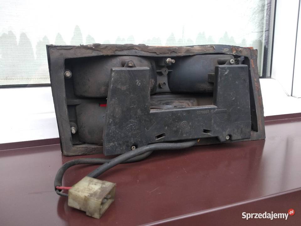 FSO Polonez MR87 Akwarium lampa tył tylna lewa Lampy tylne łódzkie Sieradz