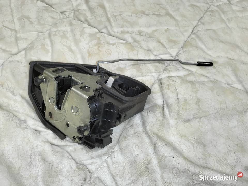 Zamek drzwi lewych tylnych BMW E60 E61 E65 E66 Poręba