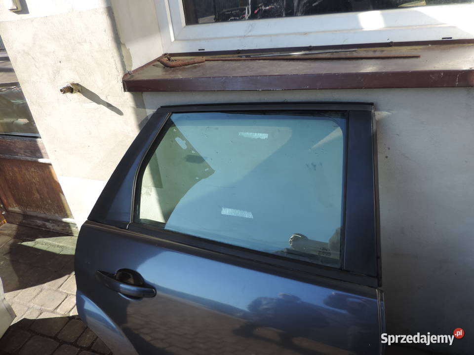 FORD FOCUS MK2 KOMBI DRZWI PRAWY TYŁ KOLOR H4 Rok produkcji 2007 Nowy Sącz