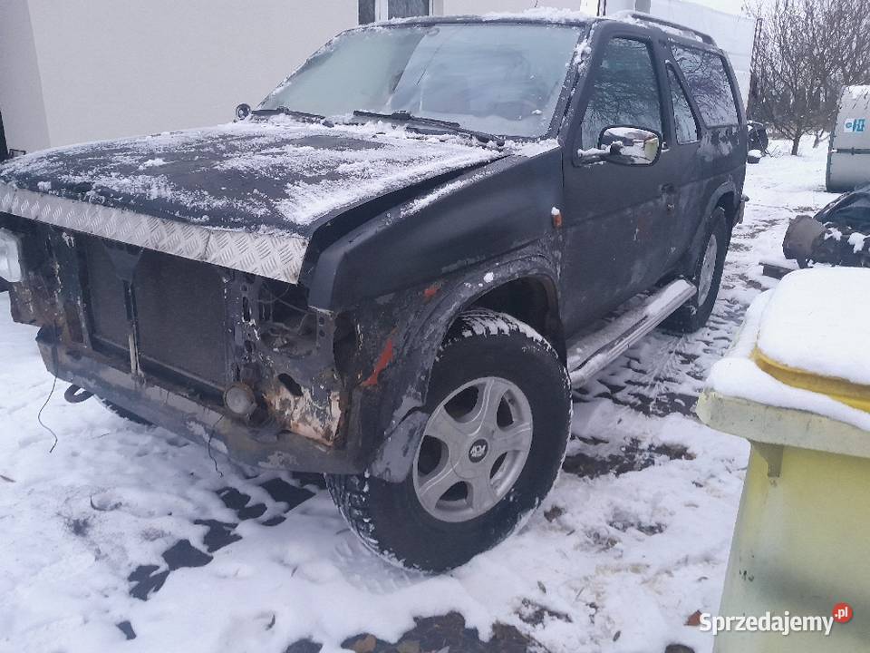 Nissan Terrano 1 wachacz gorny prawy Czajków