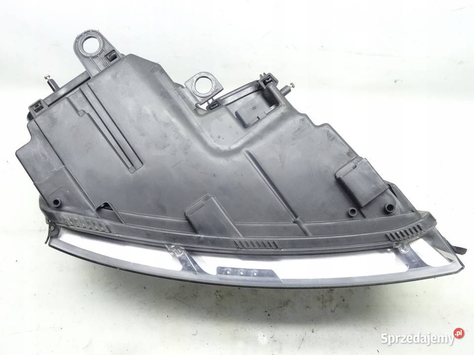 AUDI A8 D3 LAMPA PRZEDNIA PRZOD XENON LEWA Części samochodowe Przemęt sprzedam