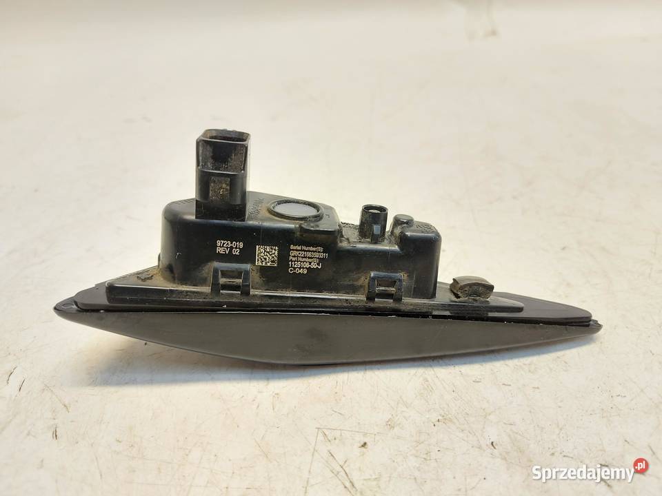 TESLA MODEL Y 2022r KAMERA KIERUNKOWSKAZ LEWY sprzedam