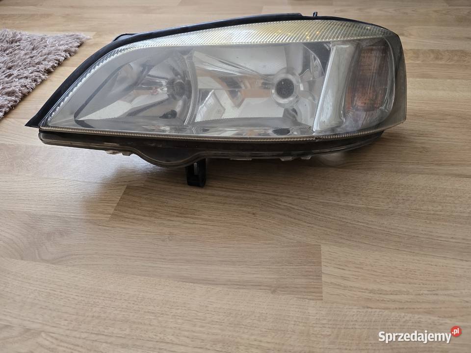 Lampa przód opel Astra II osobowe małopolskie Wolbrom sprzedam