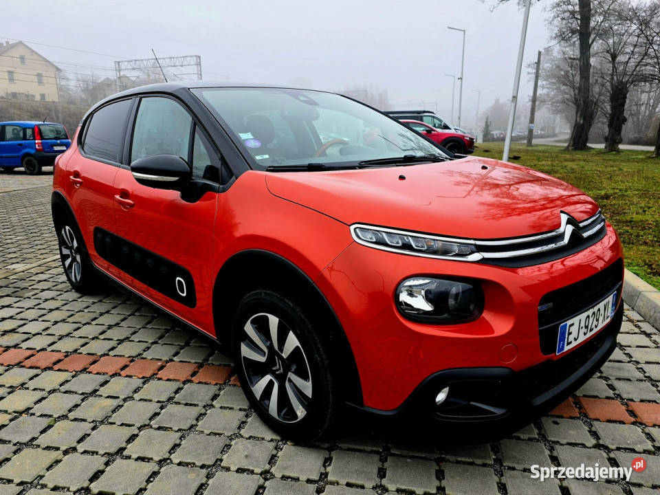 Citroen C3 Citroen C3 12 PureTech Shine III 2016 sprzedam