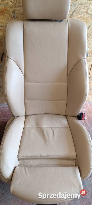 Fotele E46 Coupe Sportsize Rok produkcji 2000 Fotele i kanapy Busko-Zdrój