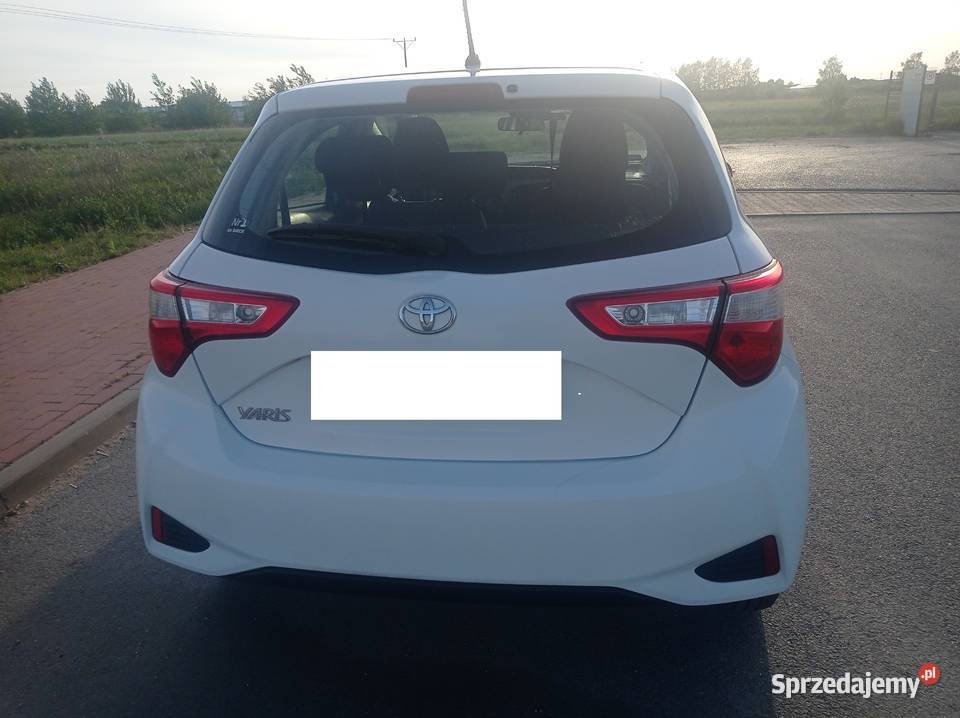 Sprzedam Toyota Yaris 2019 15B Salon Polska 240000km mazowieckie Piaseczno sprzedam