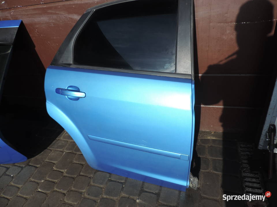 FORD FOCUS MK2 5D HB DRZWI PRAWY TYŁ KOLOR O3 Nowy Sącz