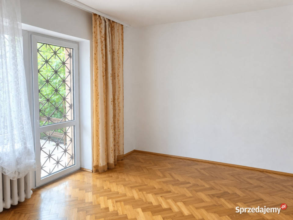 Dom z potencjałem w willowych Malichach 23 Pruszków sprzedam